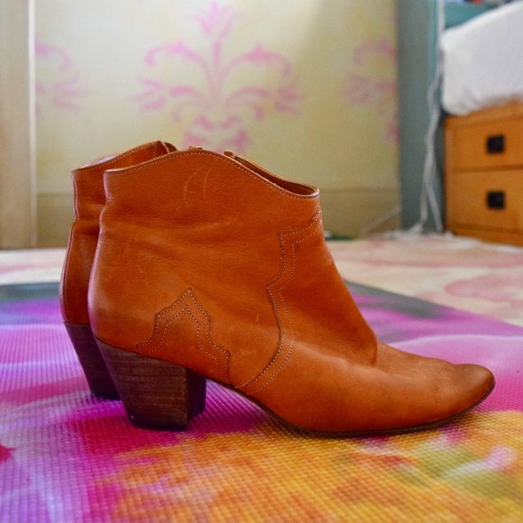 ISABEL MARANT Leather Western Boots Sz 38 EU/Sz 7.5 USA - Picture 1 of 2